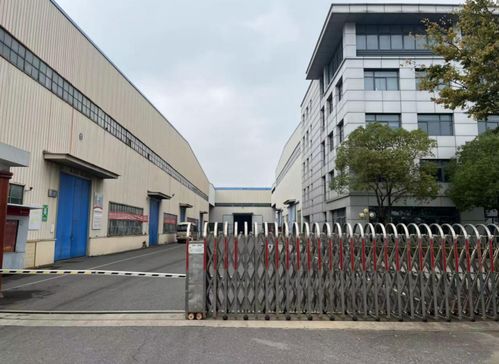 實(shí)探常州企業(yè)家墜樓疑云 廠區(qū)安保森嚴(yán)，巡邏車頻現(xiàn)，內(nèi)部沉默如山